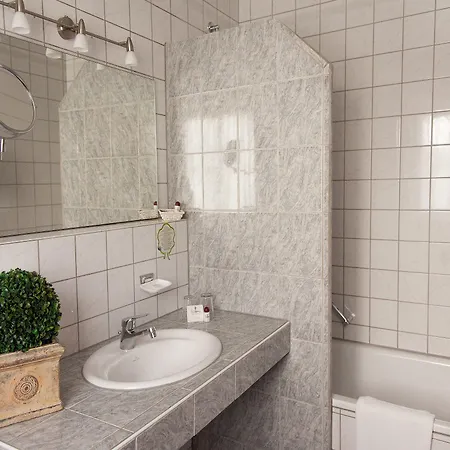 Hotel Parkhotel Bad Faulenbach 3*